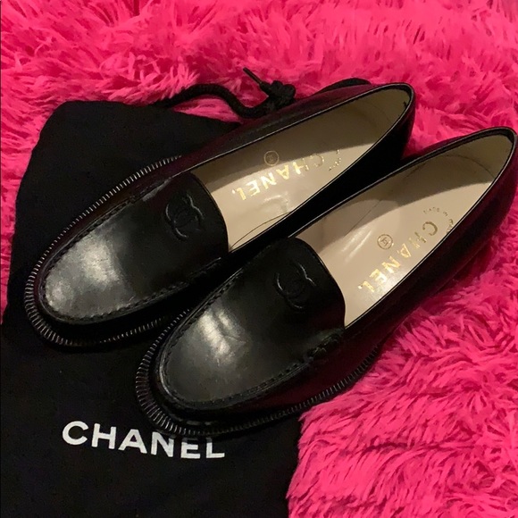 100% AUTHENTIC CHANEL SHOES SIZE 35 SOLD - Picture 3 of 5